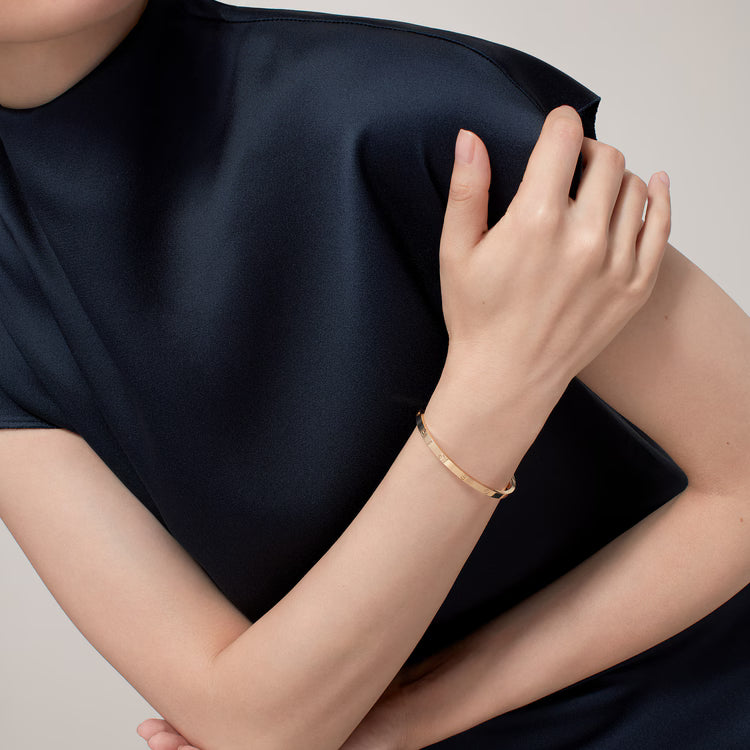 Screw-Motif Bangle