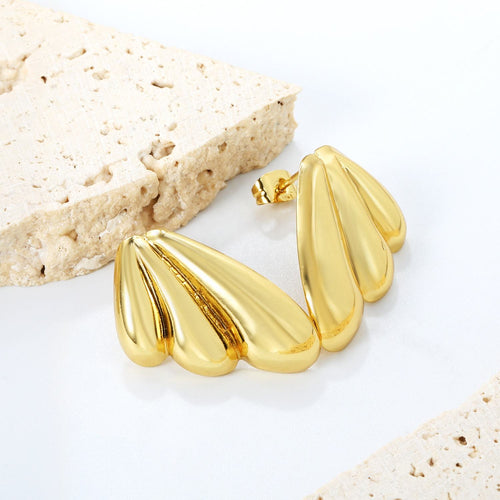 Fluted Seashell Stud Earrings