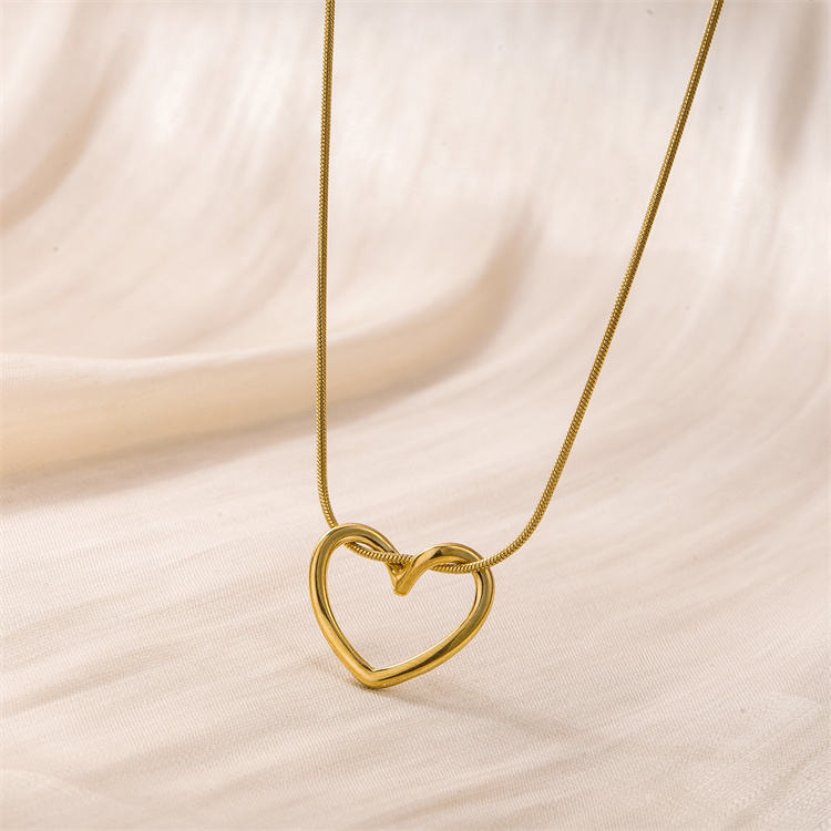 Simply Loved Pendant