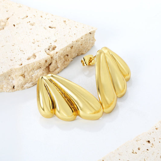 Fluted Seashell Stud Earrings